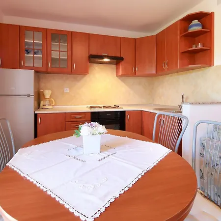 Svoboda 3 By Interhome Διαμέρισμα *