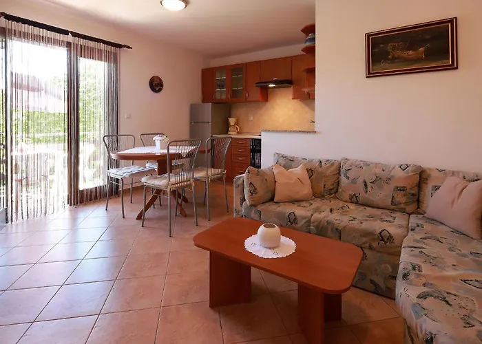 Svoboda 3 By Interhome Apartament